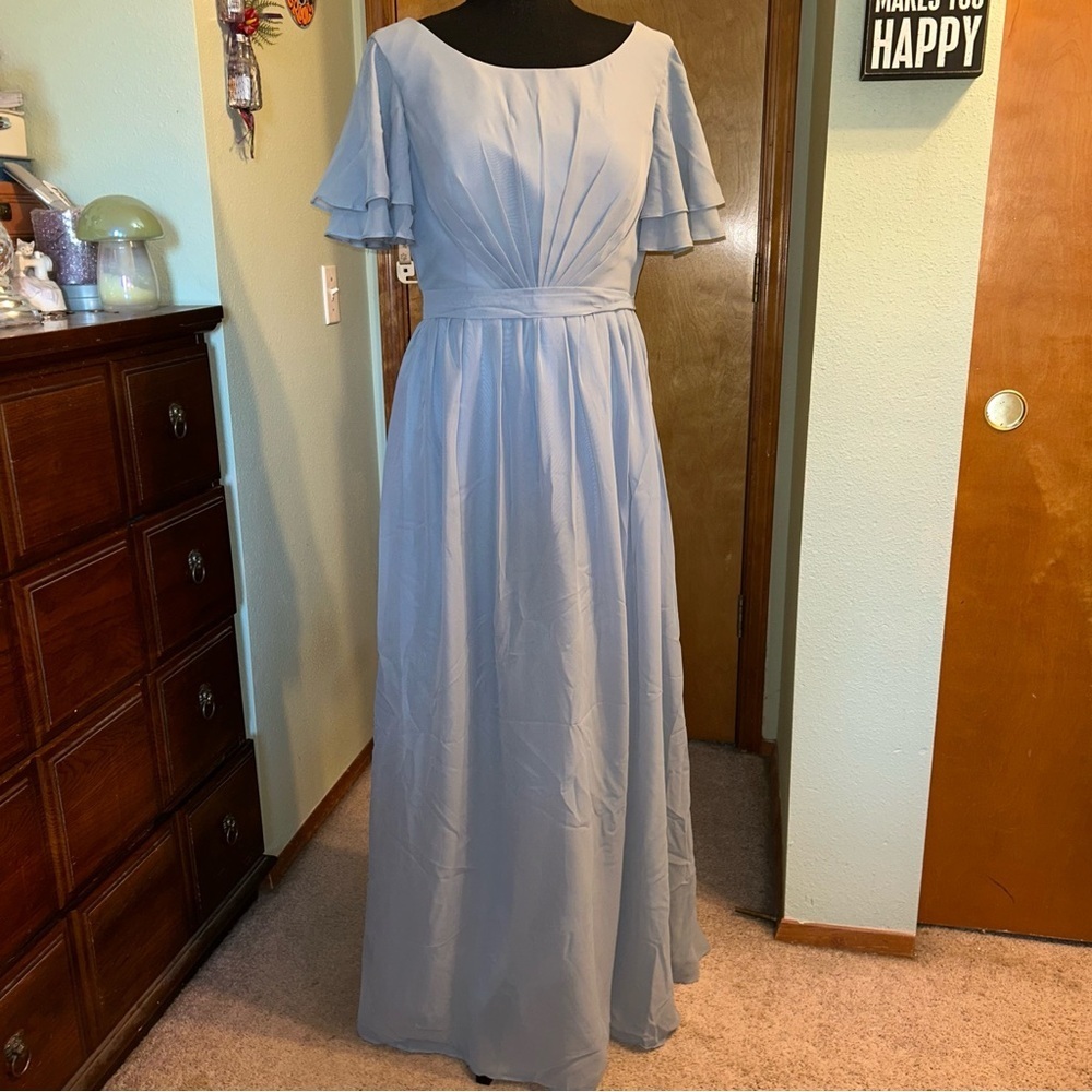 NWOT light blue chiffon flutter sleeve long Mother of the Bride dress size 10